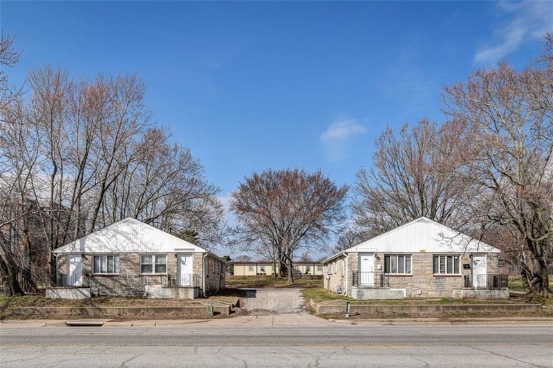 724 Noland Rd, Independence, MO 64050