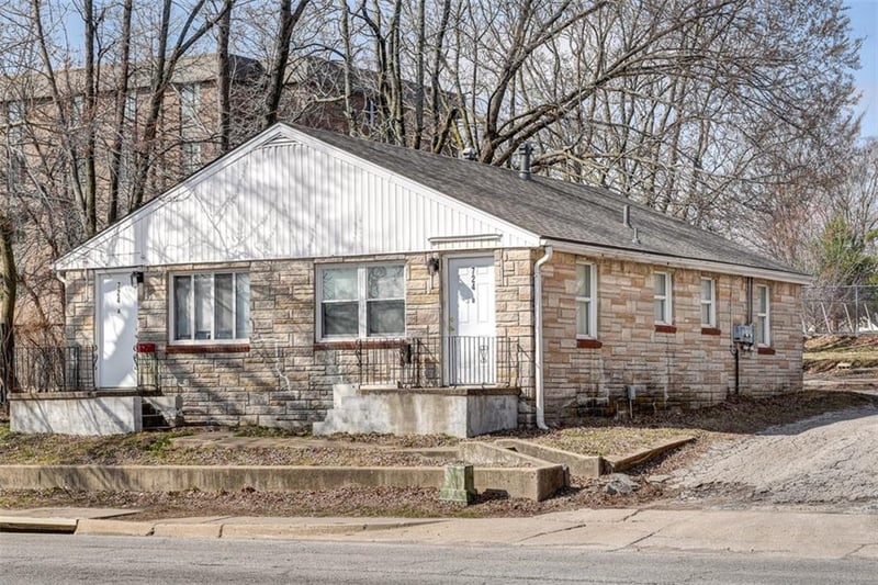 724 Noland Rd, Independence, MO 64050