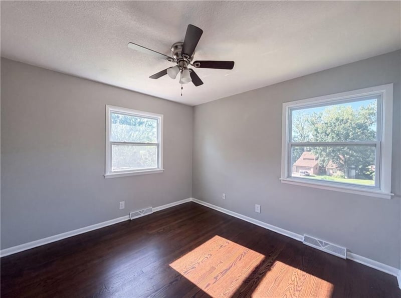 1838 62nd St, Kansas City, KS 66102