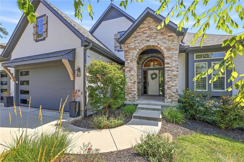 16601 Cody St, Overland Park, KS 66221