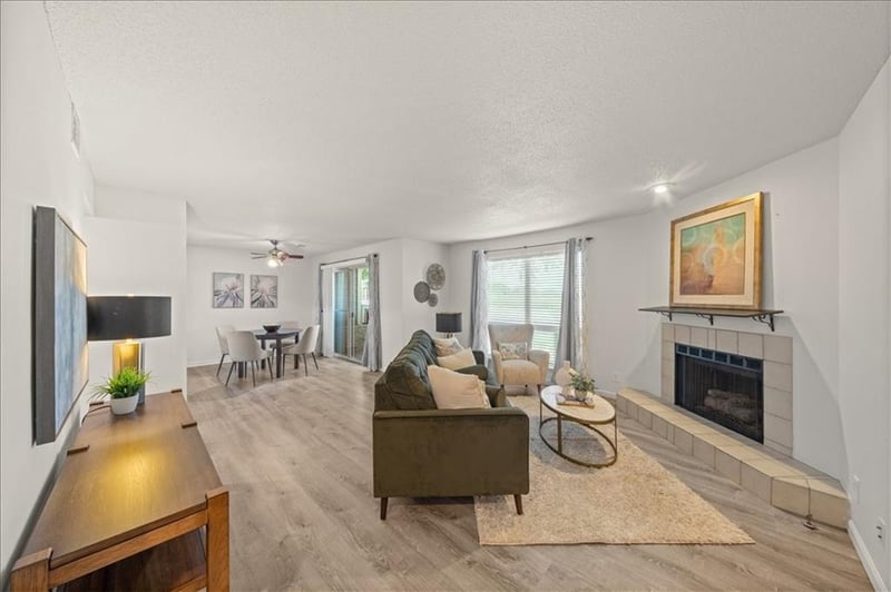 11110 Nieman #101 Rd, Overland Park, KS 66210