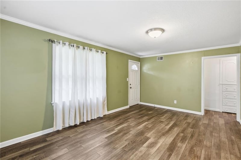 407 Fairview Ave, Liberty, MO 64068