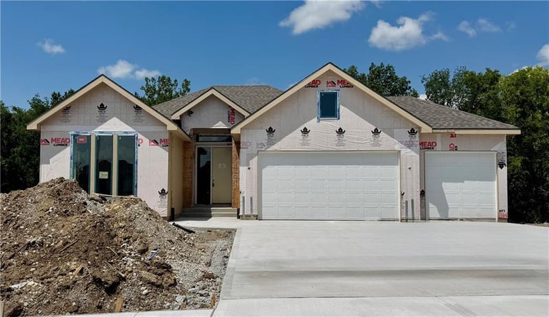 9004 Everton Ave, Kansas City, MO 64153