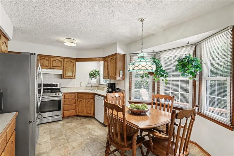 7213 Bellefontaine Ave, Kansas City, MO 64119