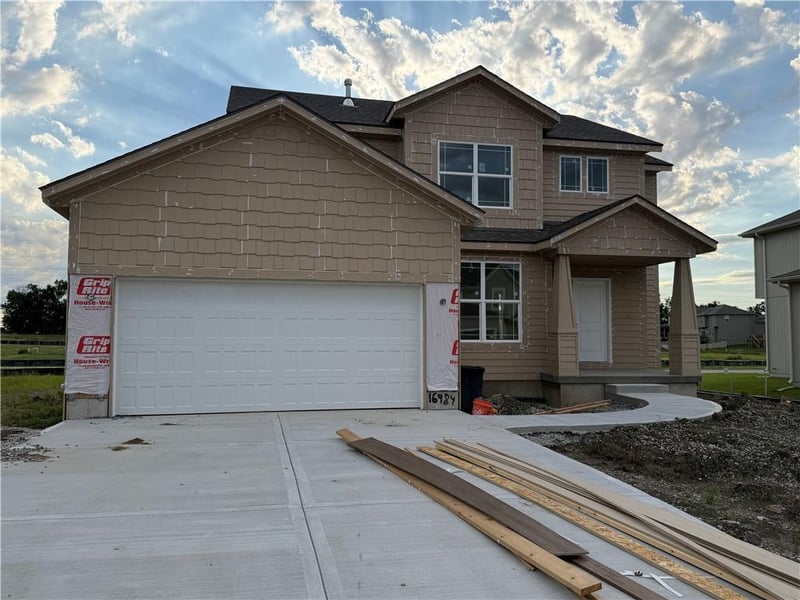 16984 S Mahaffie St, Olathe, KS 66062