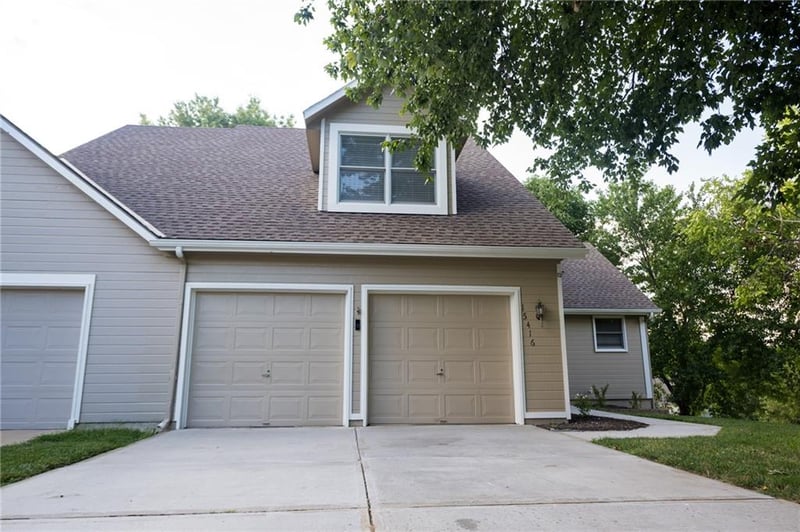 15416 Floyd St, Overland Park, KS 66223