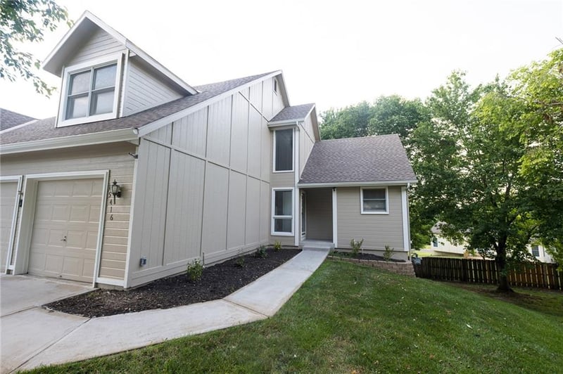 15416 Floyd St, Overland Park, KS 66223