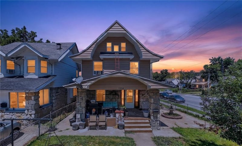 2514 East 42nd St, Kansas City, MO 64130