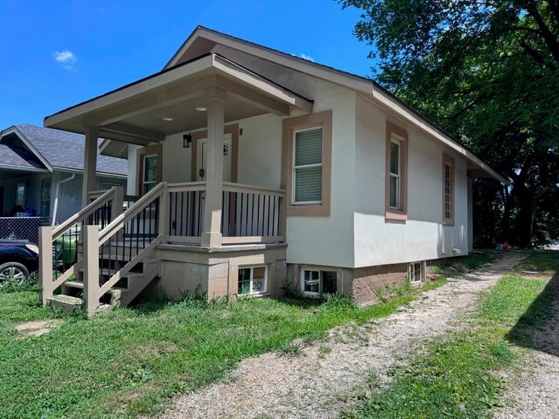 103 22nd St, Kansas City, KS 66102