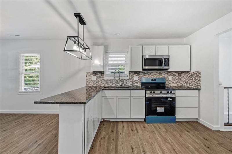 103 S 22nd St, Kansas City, KS 66102
