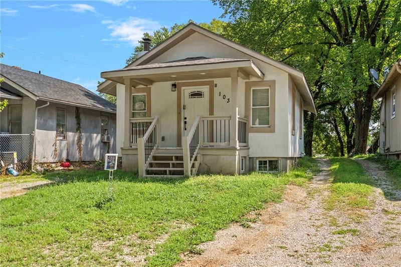 103 S 22nd St, Kansas City, KS 66102