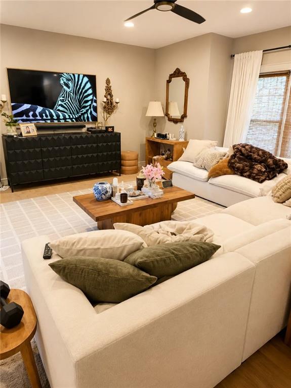 8205 153rd St, Overland Park, KS 66223