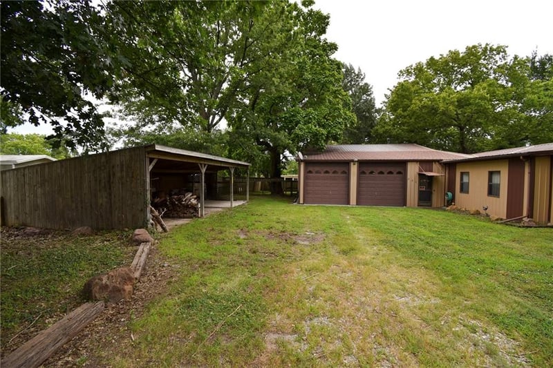 239 East Ave, Williamsburg, KS 66095