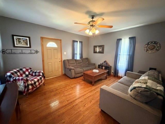 703 Mcdonald St, St Joseph, MO 64505