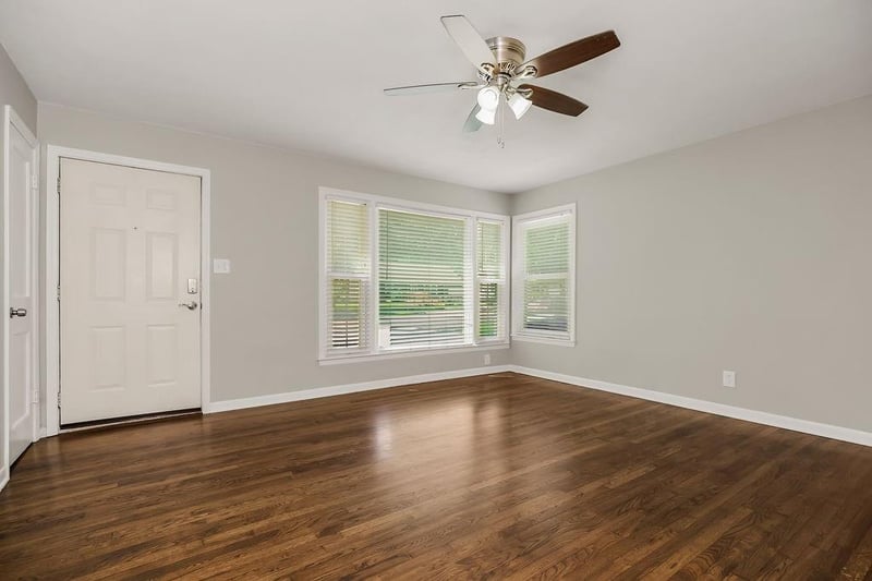 7433 Lamar Ave, Overland Park, KS 66204