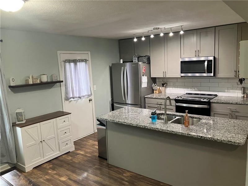 1801 Ann Ave, Harrisonville, MO 64701