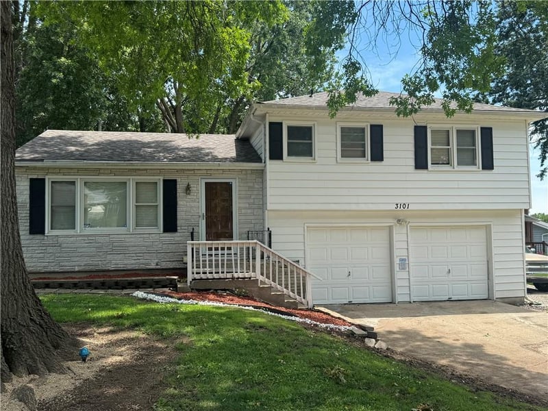 3101 S 53rd Ter, Kansas City, KS 66106
