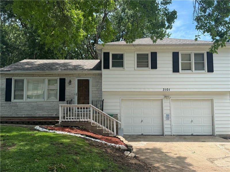 3101 S 53rd Ter, Kansas City, KS 66106