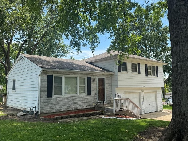 3101 S 53rd Ter, Kansas City, KS 66106