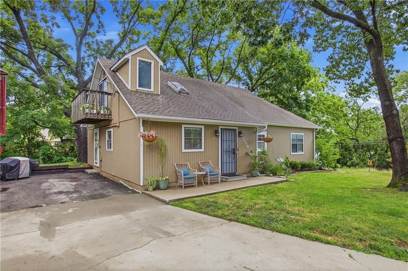 7116 Woodson Rd, Raytown, MO 64133