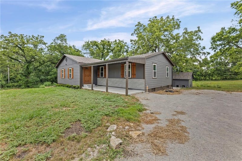 39580 John Brown Hw, Osawatomie, KS 66064