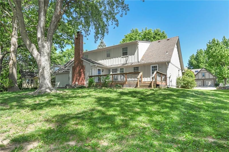 213 Juniper St, Lee's Summit, MO 64064