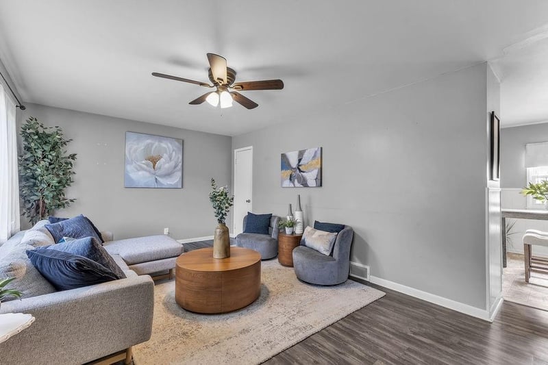 1501 Lion Rd, St Joseph, MO 64506