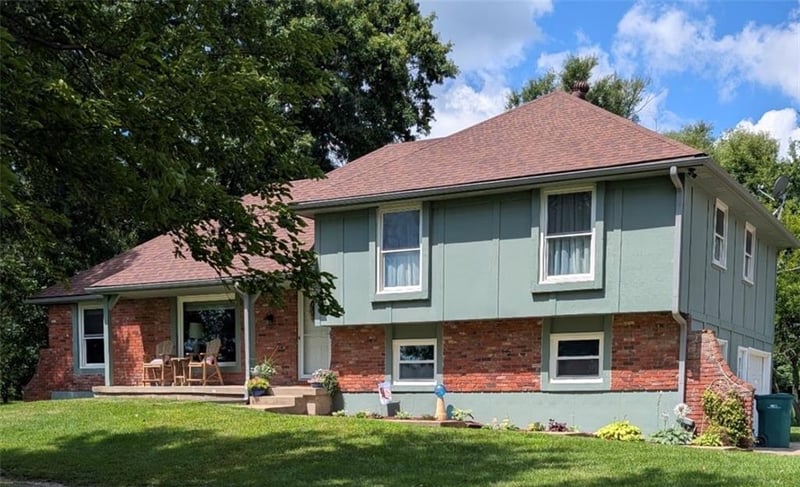 22800 State Line Rd, Bucyrus, KS 66013