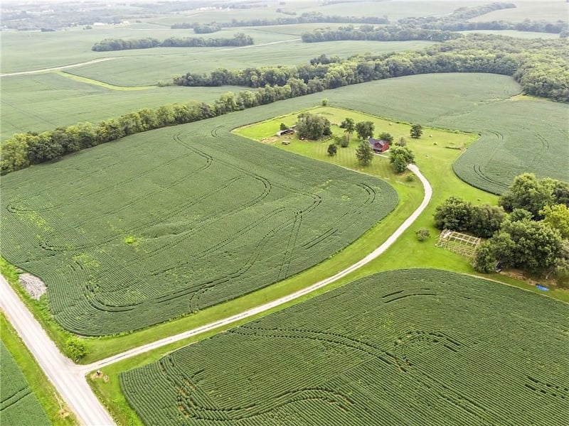22125 Oil Well Rd, Dearborn, MO 64439