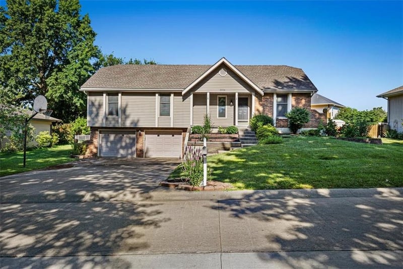 2006 Joy St, Excelsior Springs, MO 64024