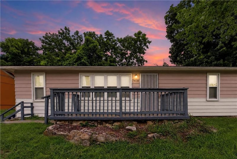 7418 Bales Ave, Kansas City, MO 64132