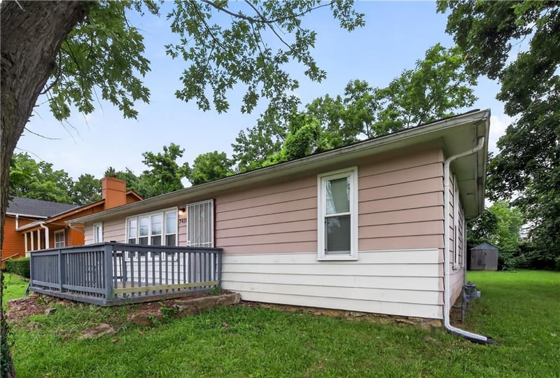 7418 Bales Ave, Kansas City, MO 64132
