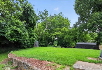 7418 Bales Ave, Kansas City, MO 64132