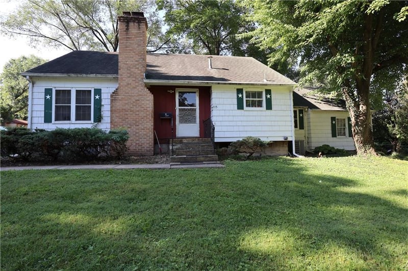 115 8th St, Eudora, KS 66025