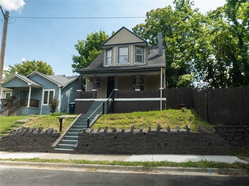 2011 Montgall Ave, Kansas City, MO 64127