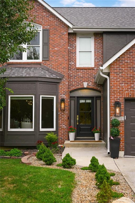 1149 Sunflower Dr, Lee's Summit, MO 64081