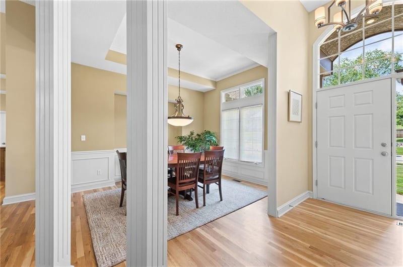 7823 N Cosby Ave, Kansas City, MO 64151