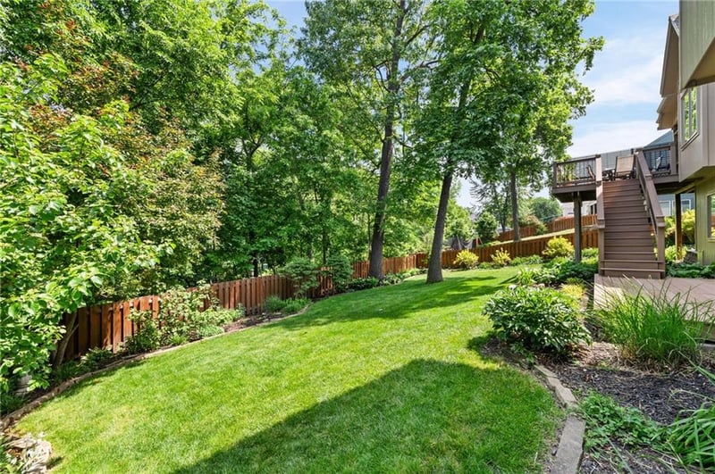 7823 N Cosby Ave, Kansas City, MO 64151
