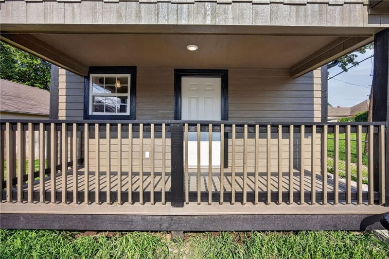 1323 38th St, Kansas City, KS 66106