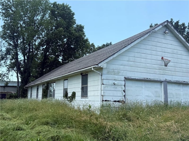 12522 Ballard Blvd, Hardin, MO 64035