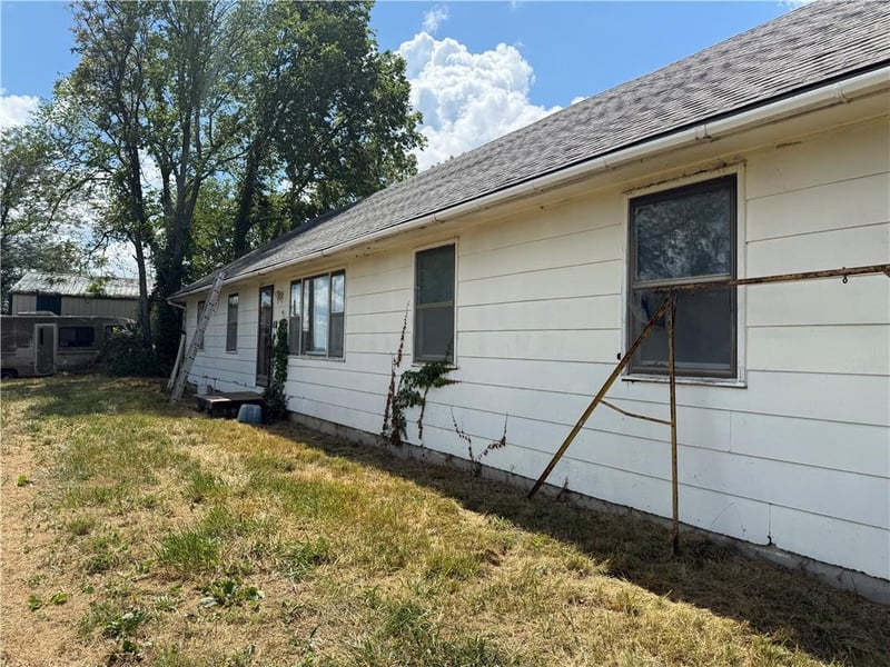 12522 Ballard Blvd, Hardin, MO 64035