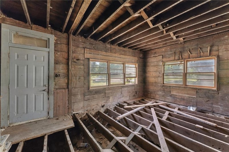 703 4th St, Ottawa, KS 66067