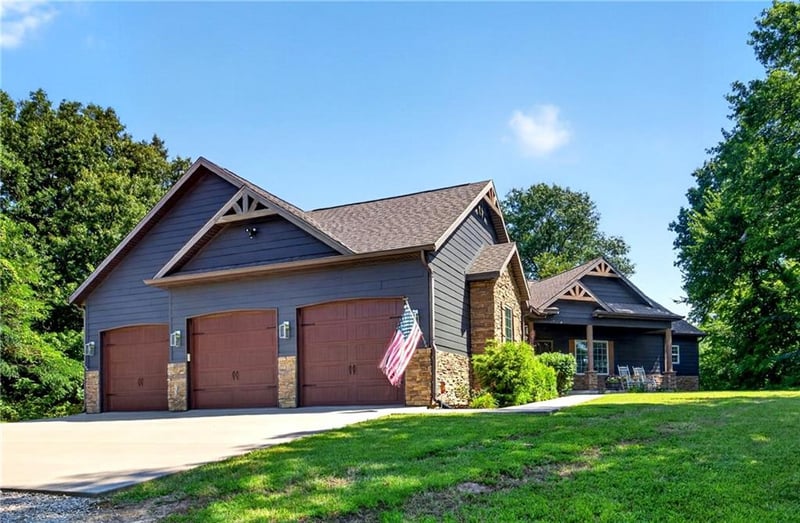 3207 20th St, Pittsburg, KS 66762