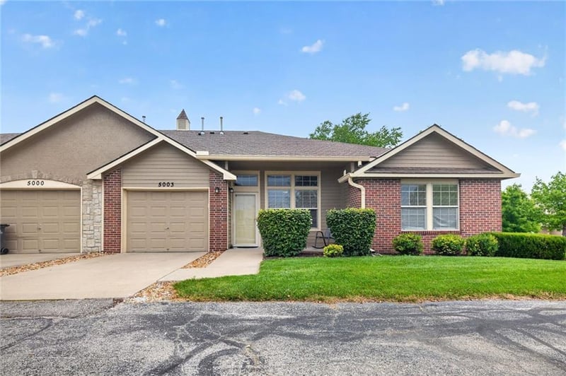 18560 158th Pl #5003, Olathe, KS 66062