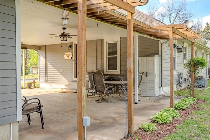 623 Sheridan St, Saint Paul, KS 66771