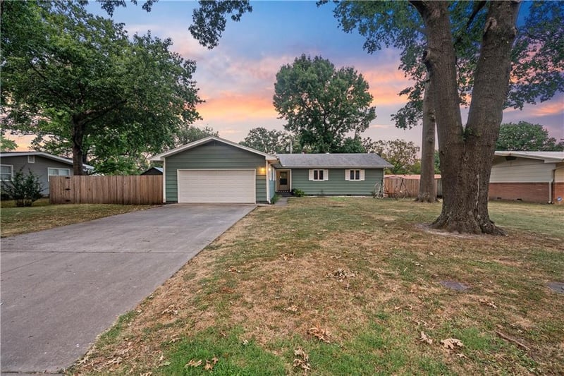 503 Wilshire Blvd, Coffeyville, KS 67337