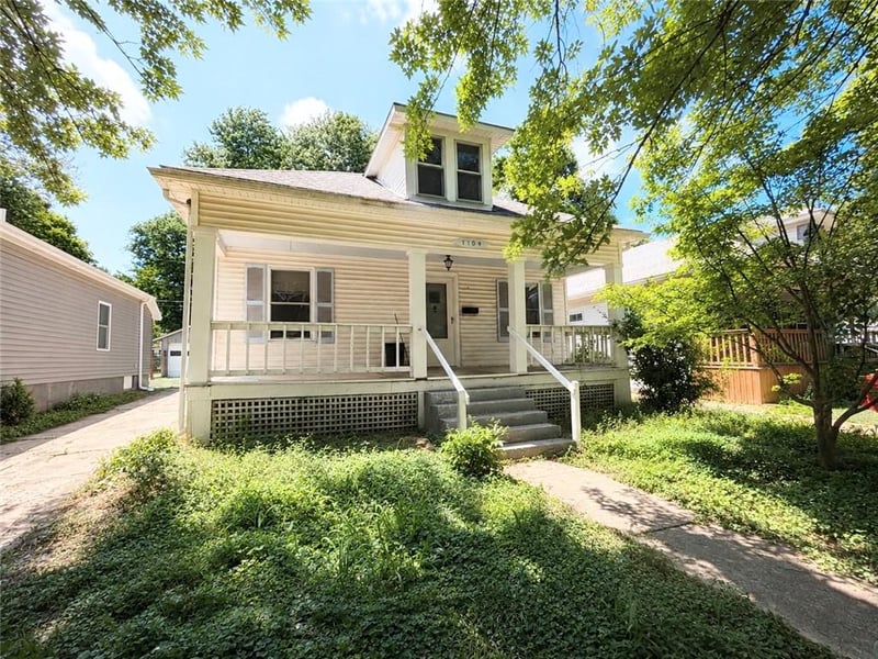 1104 Sneed Ave, Sedalia, MO 65301