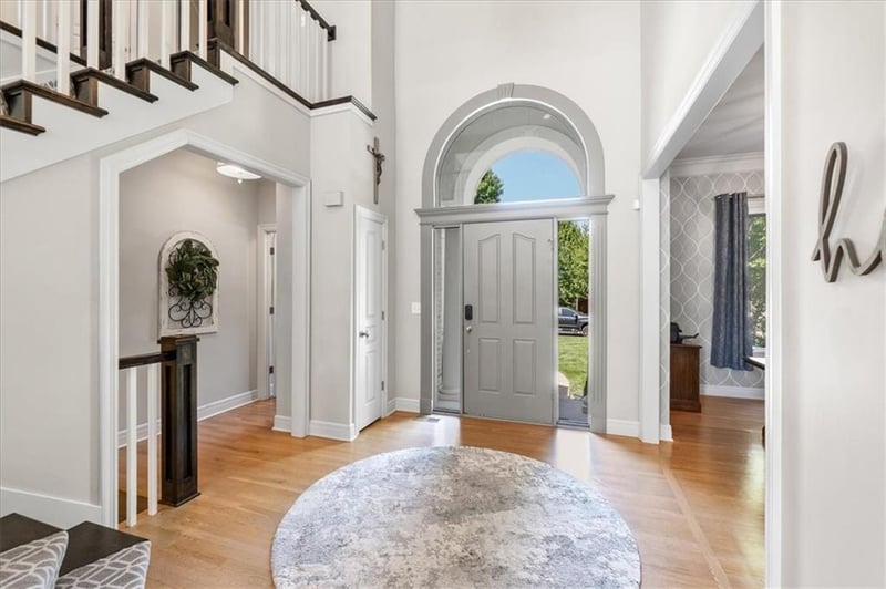 14109 Meadow Ln, Leawood, KS 66224
