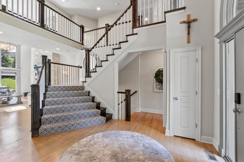 14109 Meadow Ln, Leawood, KS 66224