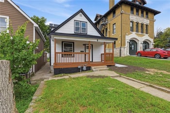 8 S 14th St, Kansas City, KS 66102